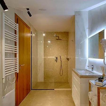 Primo Hotel Tirana