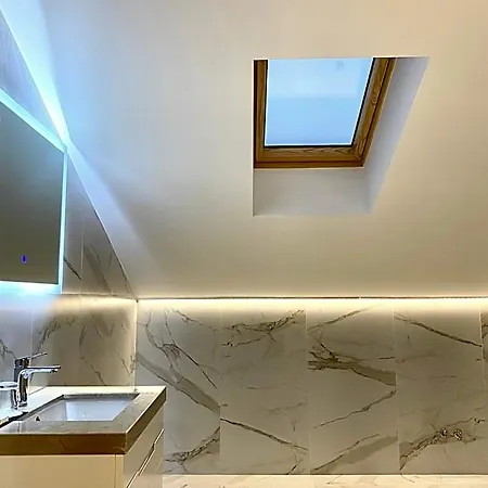 Primo 4* Tirana